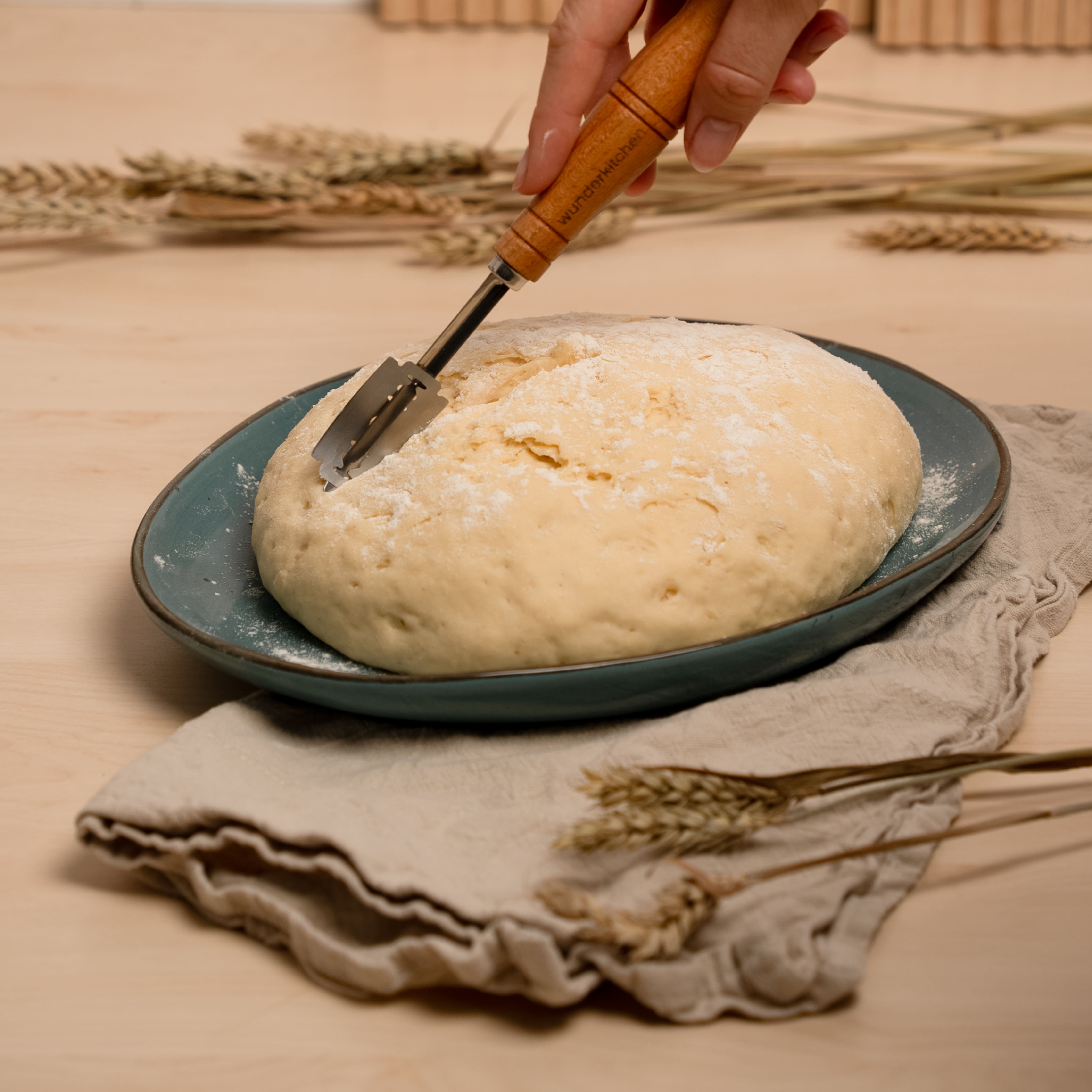 WunderStyler® Classic | Bäckermesser mit Holzgriff